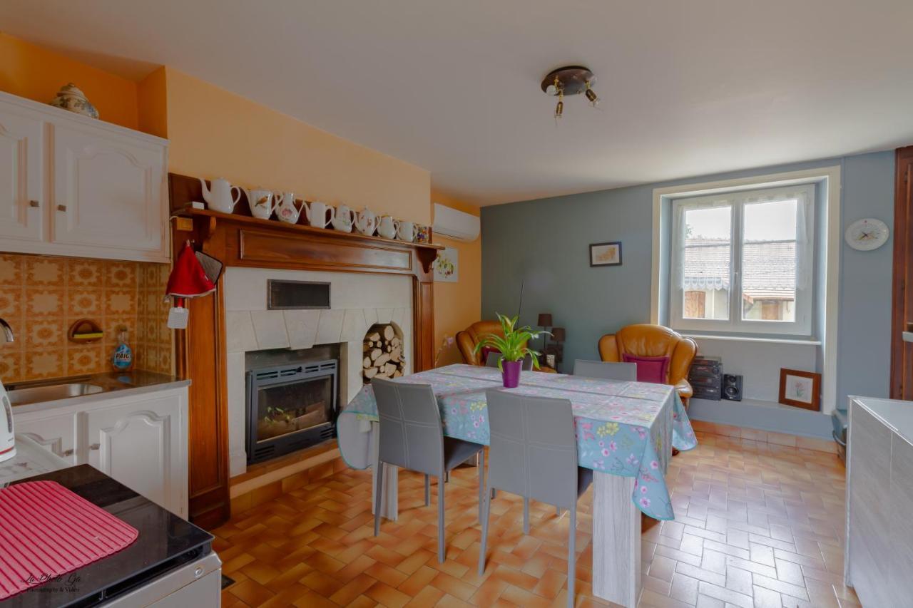 Gite Des Croix Bancaud Jumilhac-le-Grand 外观 照片