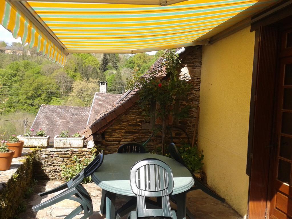 Gite Des Croix Bancaud Jumilhac-le-Grand 外观 照片
